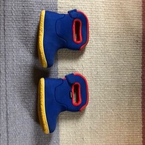 Kids winter boots